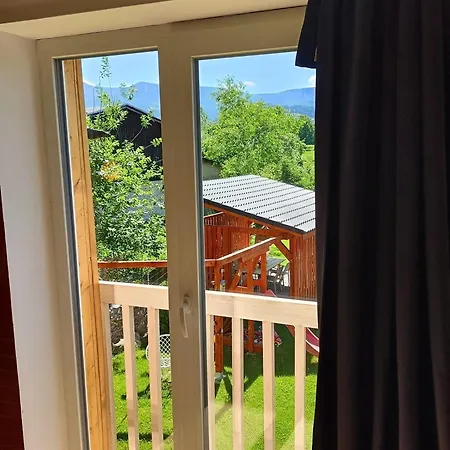 Osada Malawka Pod Sniezka Z Widokiem Na Gory Ściegny